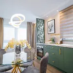 Victoriei Emerald & Pink Gems - Designer *