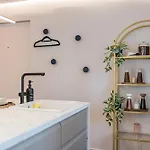 Apartman Victoriei Emerald & Pink Gems - Designer *