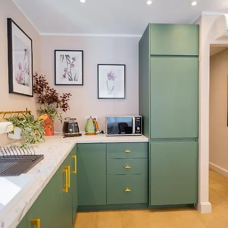 Appartement Victoriei Emerald & Pink Gems - Designer Bucarest