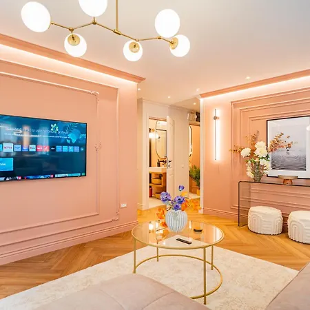 Victoriei Emerald & Pink Gems - Designer * Bucarest