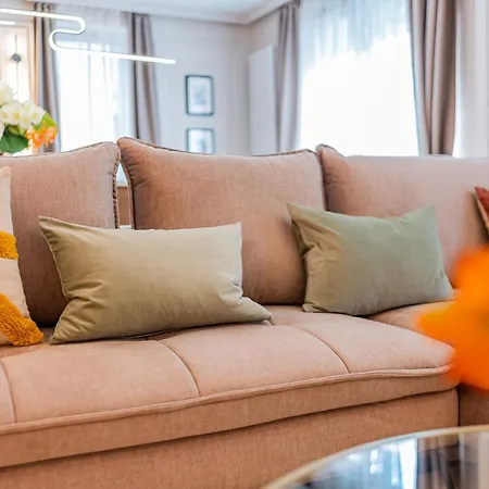 Victoriei Emerald & Pink Gems - Designer Appartement Bucarest