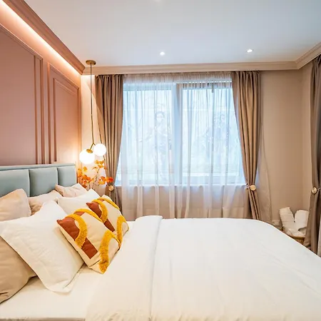 Appartement Victoriei Emerald & Pink Gems - Designer *