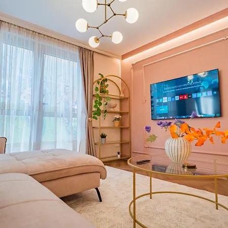 Victoriei Emerald & Pink Gems - Designer Appartement Bucarest