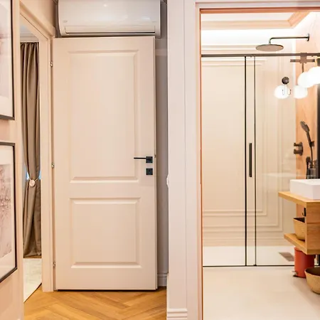 Victoriei Emerald & Pink Gems - Designer *