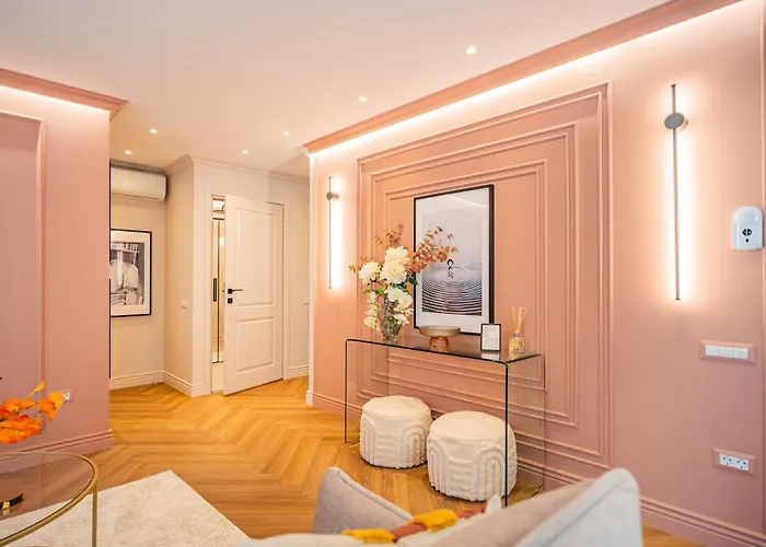 Victoriei Emerald & Pink Gems - Designer Apartament *