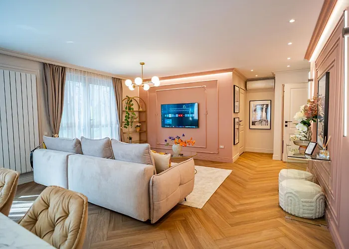 Victoriei Emerald & Pink Gems - Designer * Βουκουρέστι