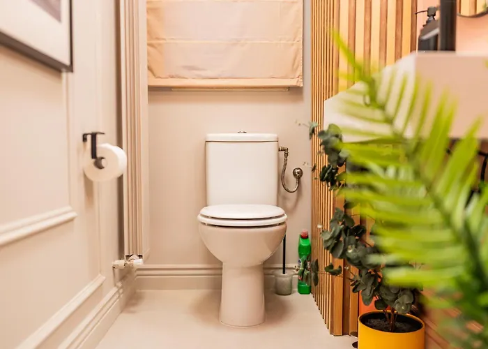 Victoriei Emerald & Pink Gems - Designer Apartament