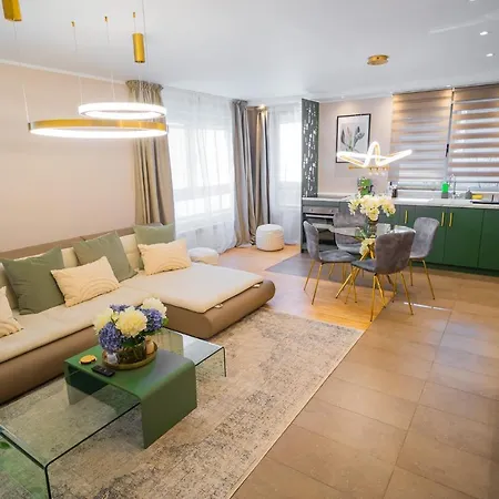 Apartment Victoriei Emerald & Pink Gems - Designer Bucharest