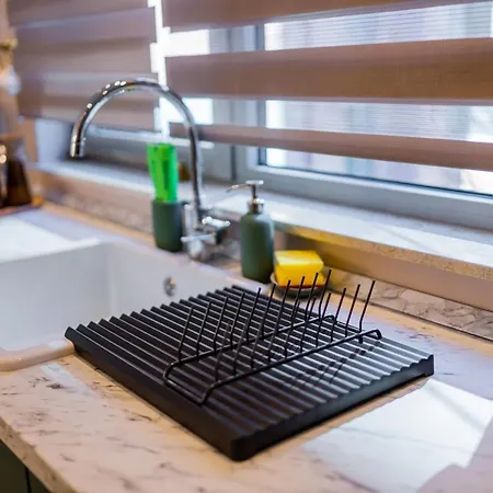 Apartment Victoriei Emerald & Pink Gems - Designer Bucharest