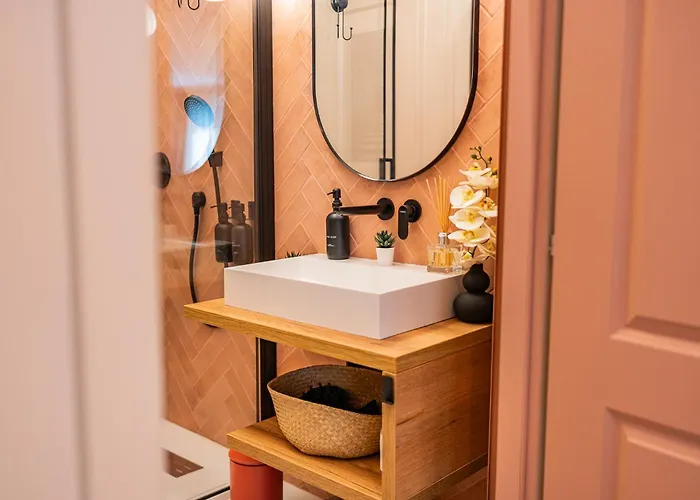 Victoriei Emerald & Pink Gems - Designer Apartmán